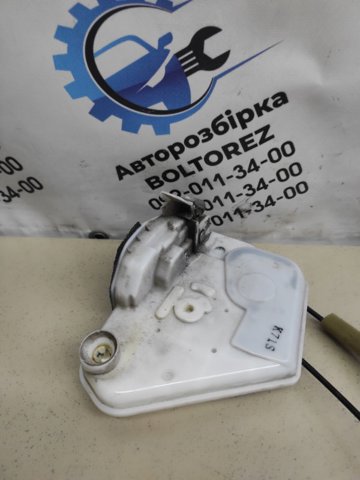 Замок водійських дверей GHP959310B MAZDA
