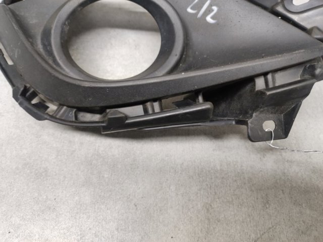 Решітка протитуманних фар ліва GHR450C21 MAZDA