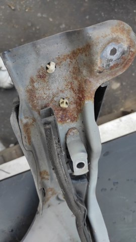 Переднє ліве крило GSYD52210 MAZDA