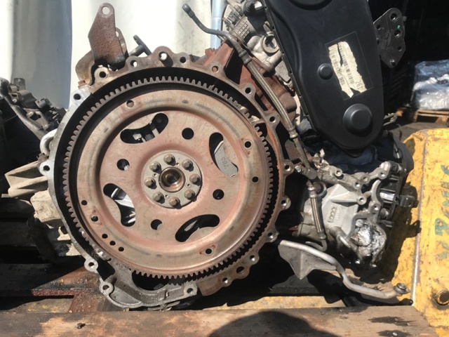 Двигун у зборі LR013047 LAND ROVER