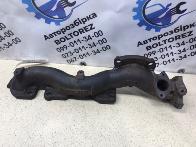 Колектор випускний, правий LR013132 LAND ROVER