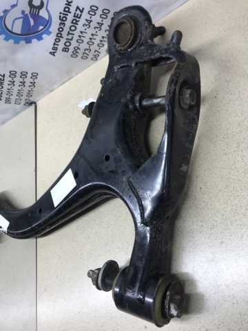 Поперечний важіль LR029302 LAND ROVER
