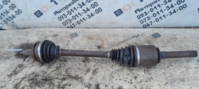 Піввісь задня, ліва LR053790 LAND ROVER