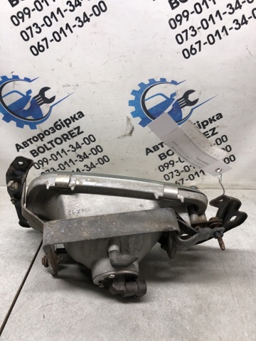 Права протитуманні фари MR508190 MITSUBISHI