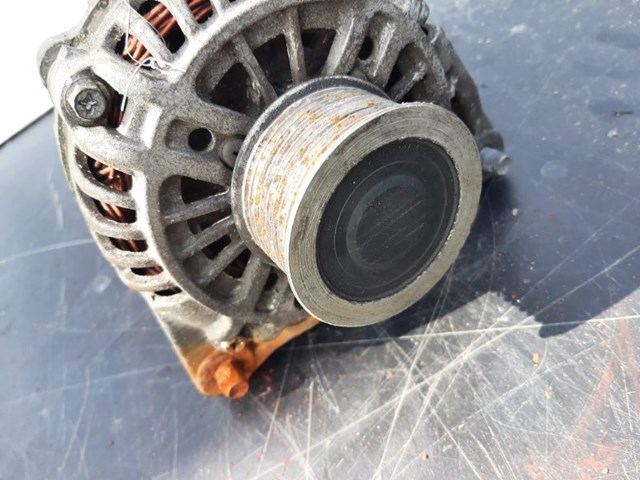 Авто генератор RF7J18300A MAZDA