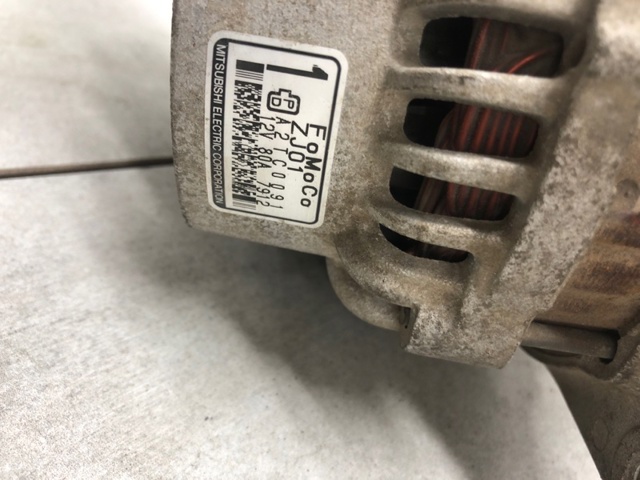 Авто генератор ZJ0118300 MAZDA