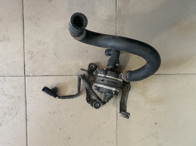 Водяний насос охолодження електро додатковий 2510003HZ0 HYUNDAI