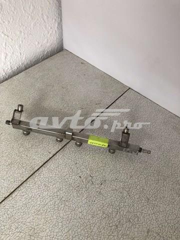 Паливна рампа 06A133317BB VAG