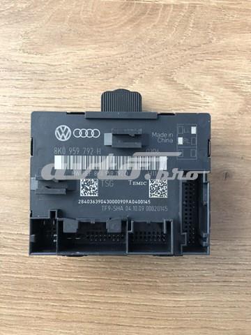 Блок комфорту передніх дверей 8K0959792H VAG