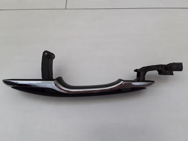 Ручка передніхї лівих дверей 31408436 VOLVO