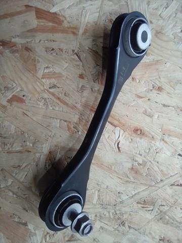 Балансир підвіски задній правий 33306878018 BMW