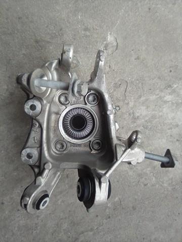 Цапфа права 33306878622 BMW