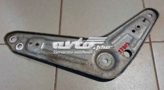 Кронштейн задньої балки 33326770978 BMW