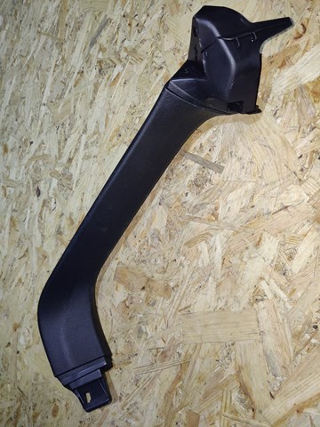 Обшивка кришки багажника 4M0867607F VAG