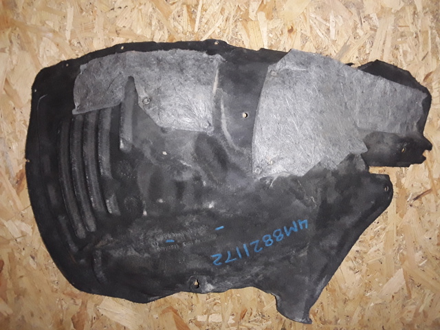 Підкрилок переднього крила, правий передній 4M8821172 VAG