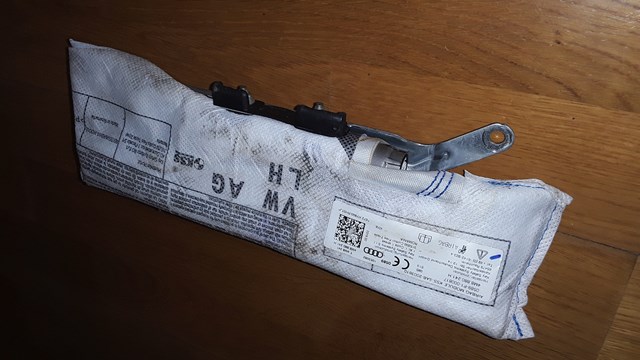 Подушка сидіння водія (і переднього сидіння) 4M8880241H VAG