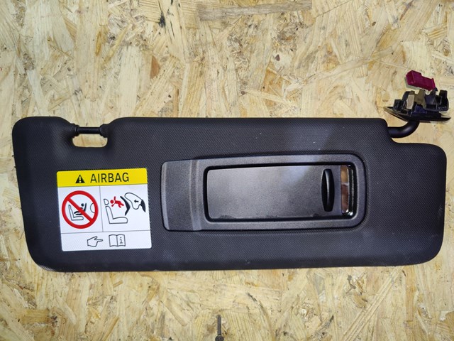 Козирок 51165A2A145 BMW