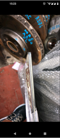 Скло заднє праве 51357444660 BMW