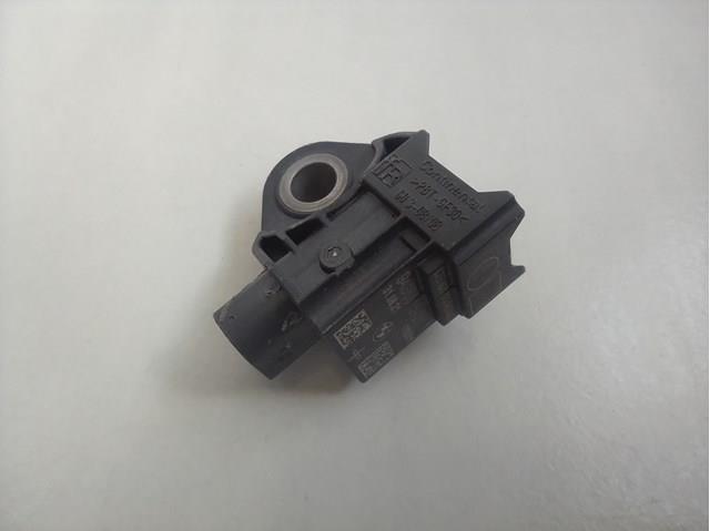 Датчик AIRBAG передній 65779496815 BMW