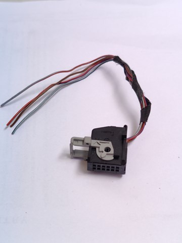 Болт піддона 8364646 BMW