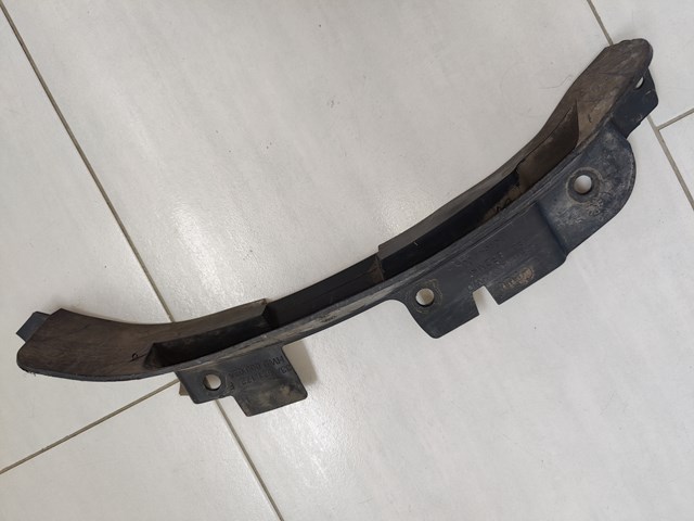 Підкрилок переднього крила, правий Audi Q3