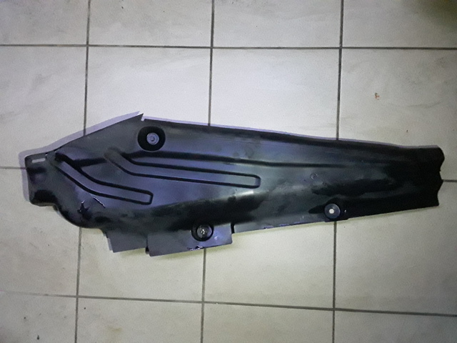 Захист днища, лівий A1666100208 MERCEDES