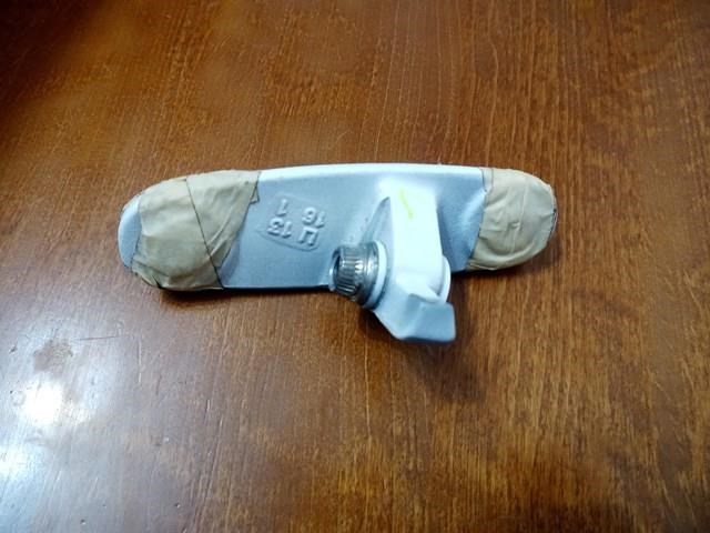 Петля водійських дверей A1667200137 MERCEDES