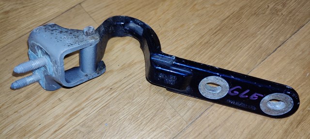 Петля багажника A1667400237 MERCEDES