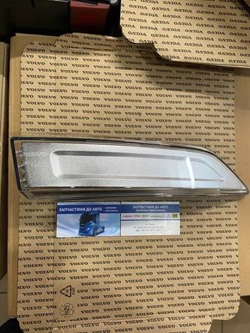 Покажчики повороту (передні) 82151205 VOLVO