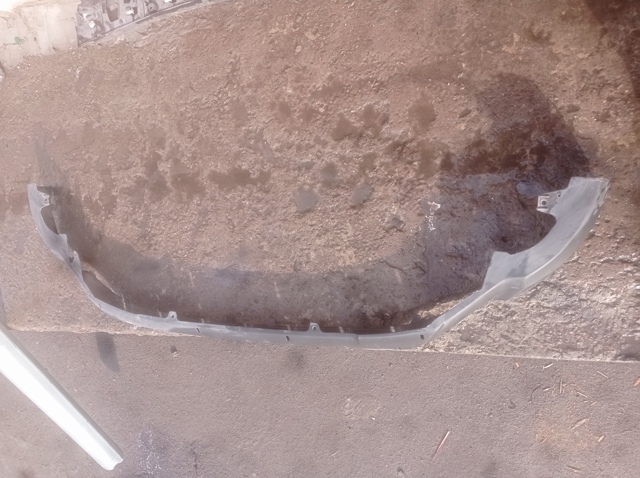 Переднє ікло бампера 524110R050 TOYOTA