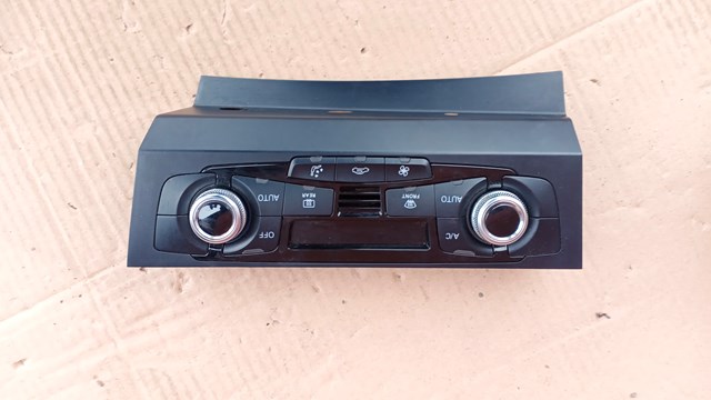 Блок управління режимів опалення / кондиціонування 8K1820043BA VAG