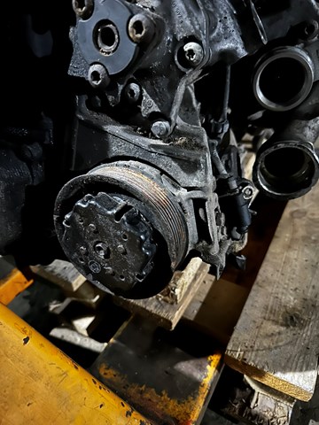 Насос кондиціонера 95812601401 PORSCHE