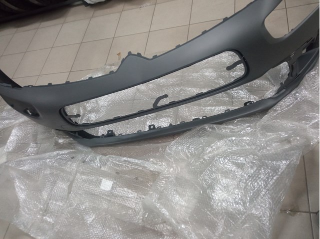 Буфер (бампер) передній 1617535880 PEUGEOT