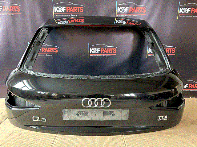 Audi q3 8u0 11-18рр кляпа кришка багажника чорна наявність 8U0827025