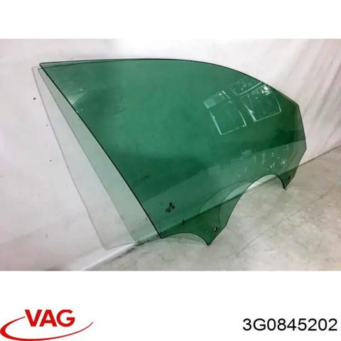 Скло пасажирських дверей 3G0845202 VAG