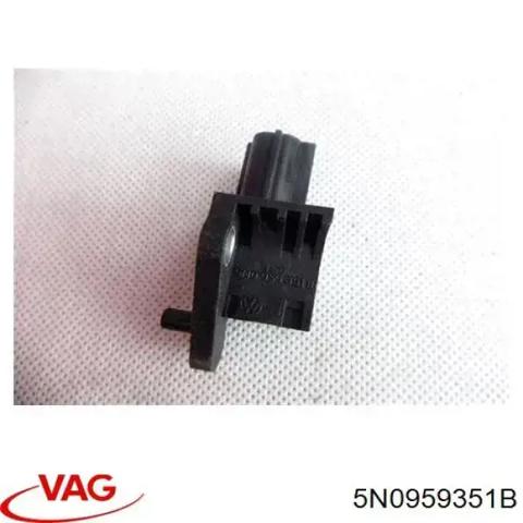 Датчик Ейрбег передній 5N0959351B VAG