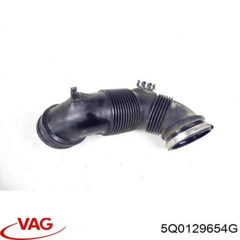 Патрубок повітряний, вхід в турбіну (наддув) 5Q0129654G VAG