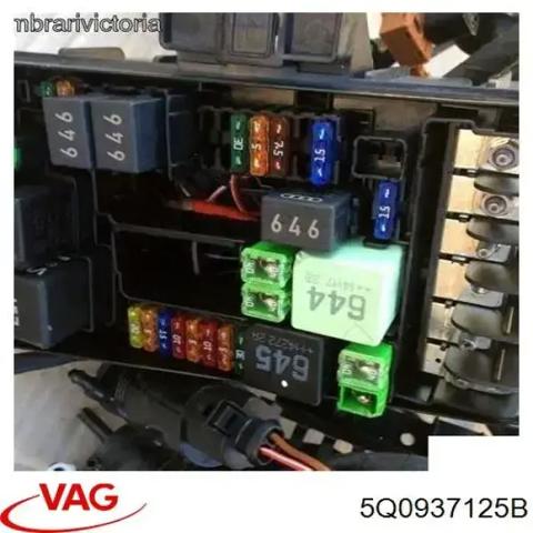 Монтажний блок 5Q0937125B VAG