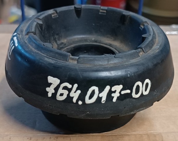Опора стійки амортизатора переднього 76401700 PE AUTOMOTIVE