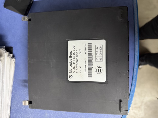 A0034466302 Mercedes