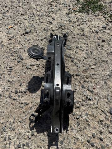 Кронштейн замку капоту 625E29RD0A NISSAN