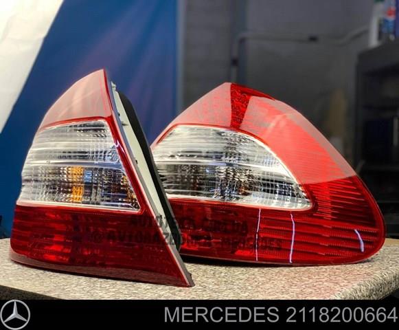 Mercedes ml 164 - ліхтар задній лівий 2118200664