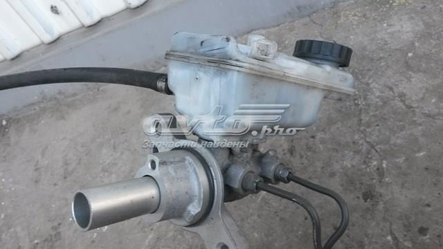 Циліндр головний гальма (Гідротормоз) 0204051558 RENAULT