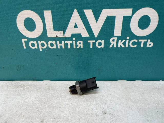 Датчик тиску палива 0281002719 OPEL