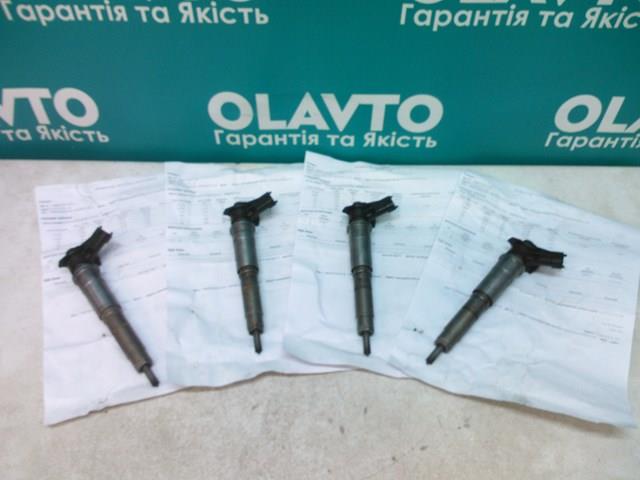 Форсунка вприску палива 0445115 NISSAN