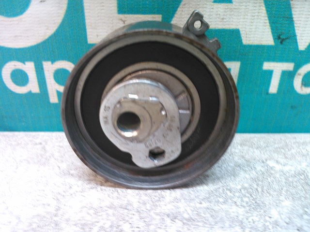 Ролик натягувач 1307700Q0A NISSAN