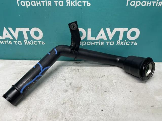 Патрубок повітряний, вихід з турбіни (наддув) 14460BB30C NISSAN