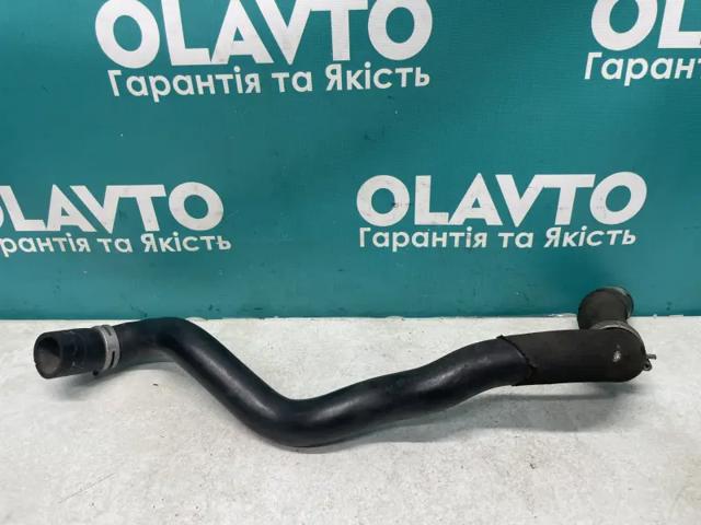 Шланг/патрубок радіатора охолодження, верхній 215015457R RENAULT