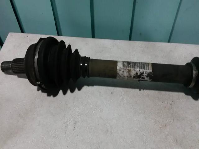 Привід правий 391001510R RENAULT