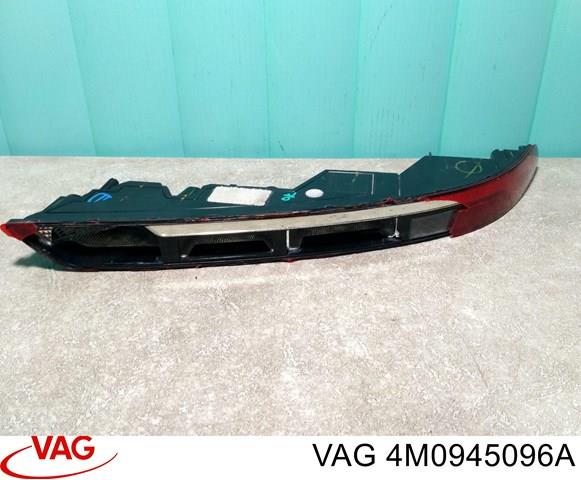 Фара заднього бампера, правий 4M0945096A VAG